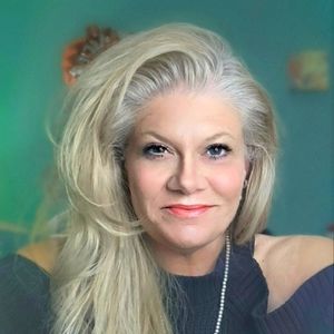 Meet your Posher, Tonya